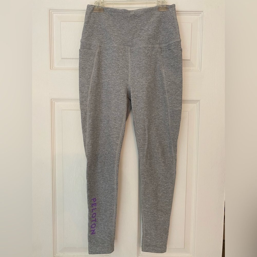 Peloton Beyond Yoga space dye pocket leggings medium